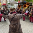 7.5.2022  Fribourg - Fest in der Fussgngerzone - Guggenmusik Les 3 Canards Fribourg